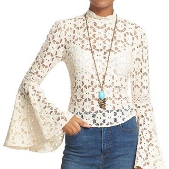 Free People 'Kiss & Bell' Lace Top‎ Size Medium - Picture 1 of 7